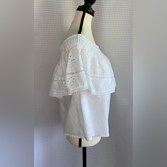 Women’s Sofia‎ Vergara Cha Cha Top Off-the-Shoulder Eyelet Ruffle size medium - Picture 12 of 16